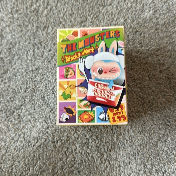 Pop Mart Labubu THE MONSTERS Wacky Mart Blind Box Figure - Picture 1 of 6